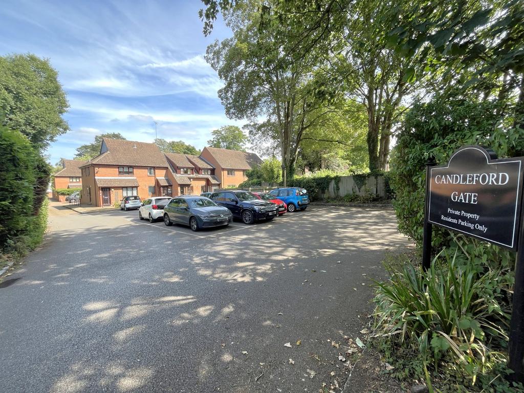 Communal Grounds