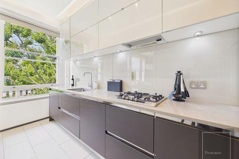 2 bedroom apartment to rent, London W9