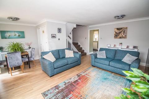 3 bedroom terraced house for sale, Laburnum Avenue, Harraton, Washington, NE38