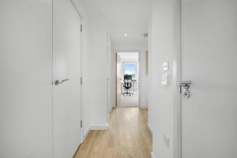 2 bedroom flat for sale, Gothenburg Court, Bailey Street, London, SE8