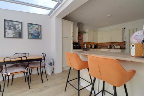 3 Barton Avenue, Braunton, EX33 2BA