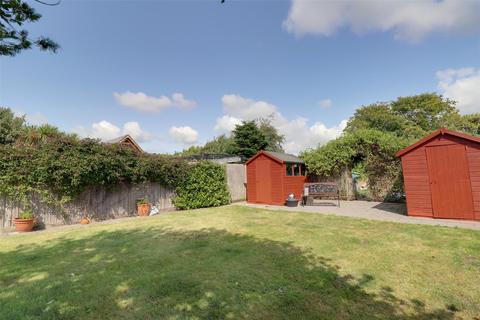 3 Barton Avenue, Braunton, EX33 2BA
