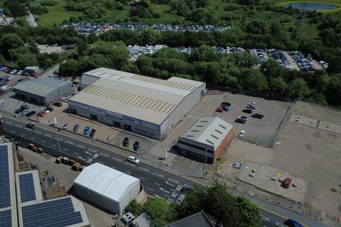 Industrial unit to rent, 712 Leek Rd Stoke On Trent ST1 3NQ