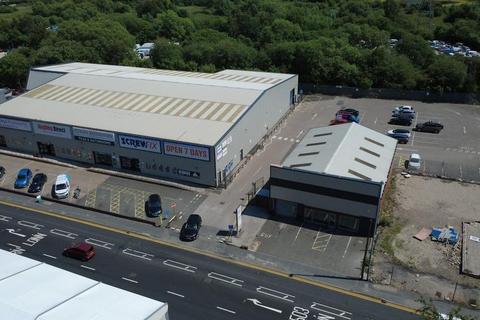 Industrial unit to rent, 712 Leek Rd Stoke On Trent ST1 3NQ