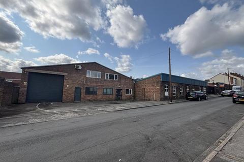 Warehouse to rent, Parsonage St Stoke On Trent ST6 5HL