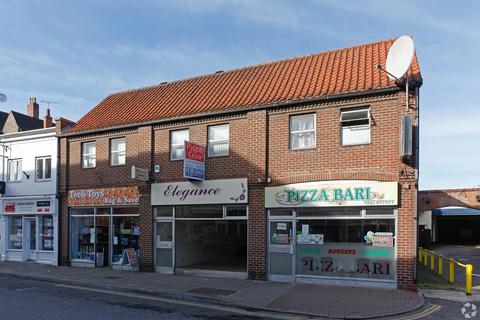 Retail property (high street) for sale, 11 Church St Gainsborough DN21 2JJ
