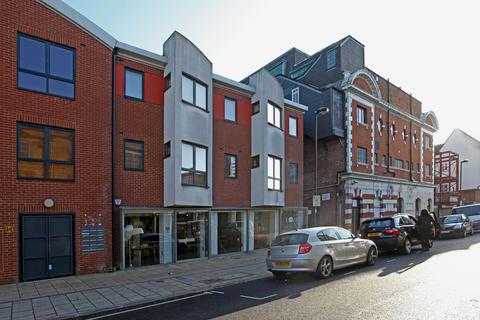 Retail property (high street) to rent, 187-189 Stonhouse St London SW4 6BB