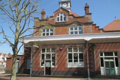Retail property (high street) to rent, Station Rd Bognor Regis PO21 1BP