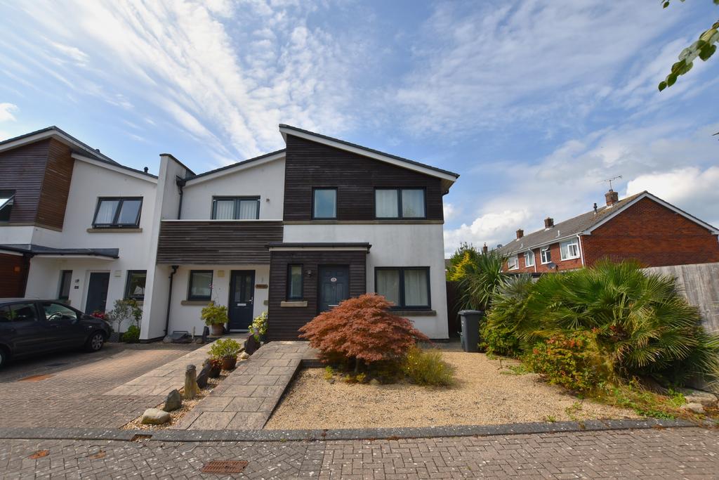 Long Orchard, Ryde 3 bed semi-detached house - £1,100 pcm (£254 pw)