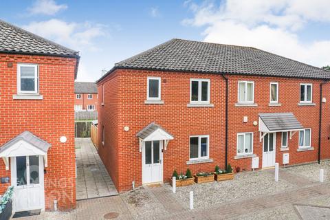 4 bedroom semi-detached house for sale, Salvin Court, Earlham Green Lane, Norwich