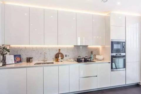 2 bedroom apartment to rent, Charles Clowes Walk, London SW11
