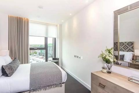 2 bedroom apartment to rent, Charles Clowes Walk, London SW11