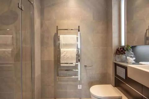 2 bedroom apartment to rent, Charles Clowes Walk, London SW11