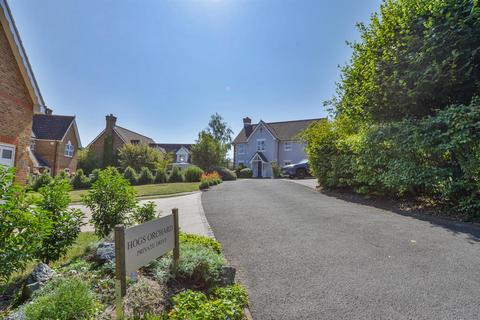 Hogs Orchard, Swanley Village
