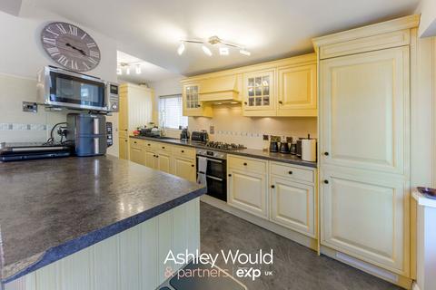 3 bedroom semi-detached house for sale, Carters Lane, Halesowen B62