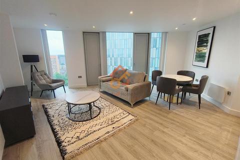 2 bedroom flat to rent, 11 Silvercroft Street, Manchester, M15