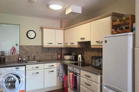 2 bedroom apartment for sale, Queens Drive, Nantwich