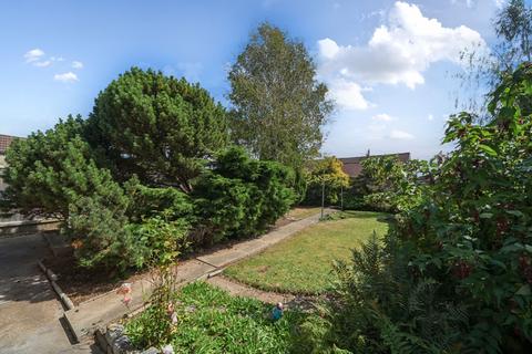 undefined, Southfield Avenue, Grimsby, Lincolnshire, DN33