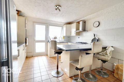 undefined, Melrose Close, Hayes