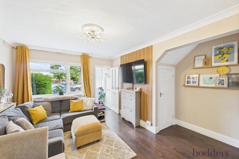 11 Beech Grove, Addlestone, KT15 1QQ
