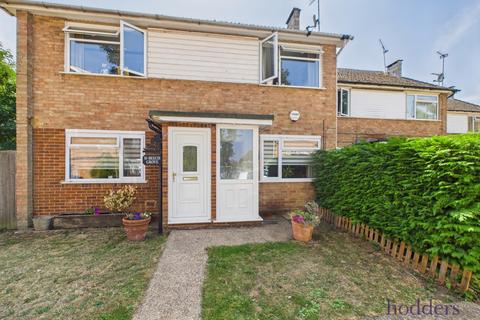11 Beech Grove, Addlestone, KT15 1QQ