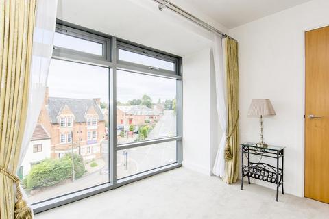 2 bedroom flat for sale, St. Marys Road, Market Harborough