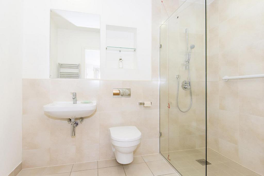 Master En-Suite Wet Room