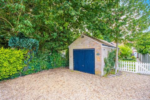 undefined, Church Hill, Congham