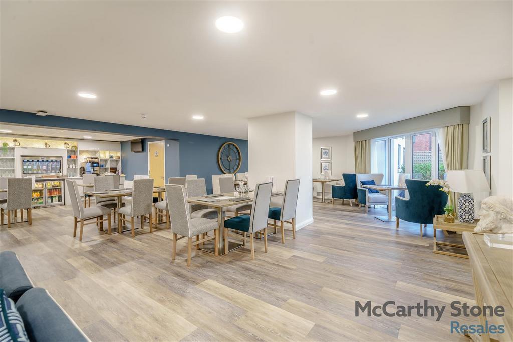 8635746-interior17.jpg