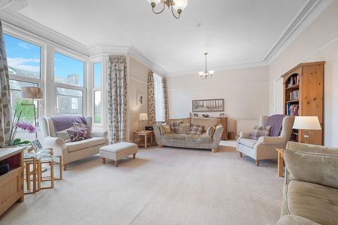 6 Abercromby Road, Castle Douglas, DG7 1AY