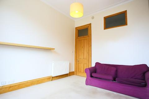 2 bedroom flat to rent, Rodney Street, Canonmills, Edinburgh, EH7