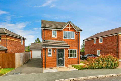 3 bedroom detached house for sale, Salisbury Avenue, Lytham St. Annes FY8