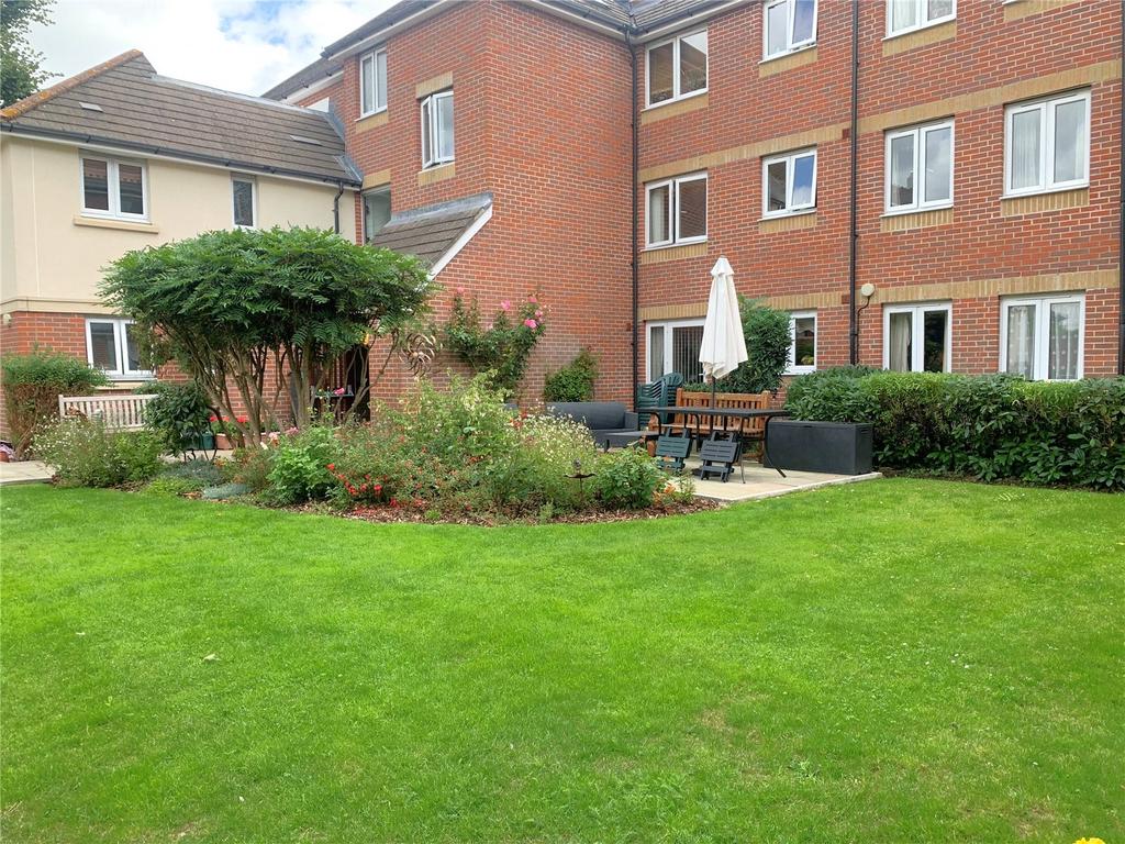 Communal Grounds