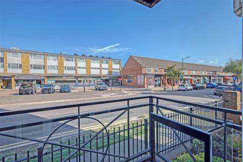 2 bedroom apartment for sale, The Broadway, Thorpe Bay, Essex, SS1