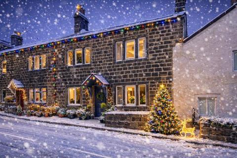 undefined, Town Street, Guiseley, Leeds