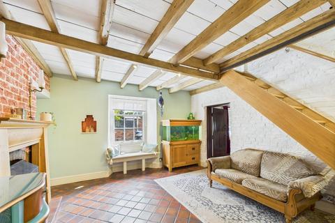 4 bedroom semi-detached house for sale, Foston Lane, North Frodingham, YO25 8JZ
