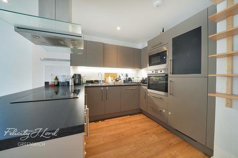 2 bedroom flat for sale, Bessemer Place, Greenwich, SE10