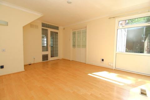 10 Rookes Close, Letchworth Garden City, SG6 2SN