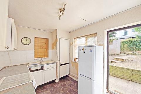 2 bedroom flat for sale, Cunningham Court, Harrow HA1