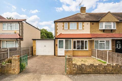 undefined, Grove Crescent, Feltham TW13