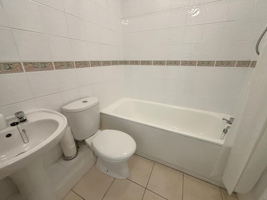 En Suite 1