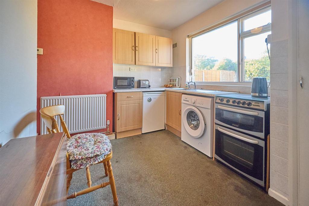 Breakfast/Kitchen to Rear