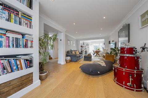 undefined, Maplefield, Park Street, St. Albans