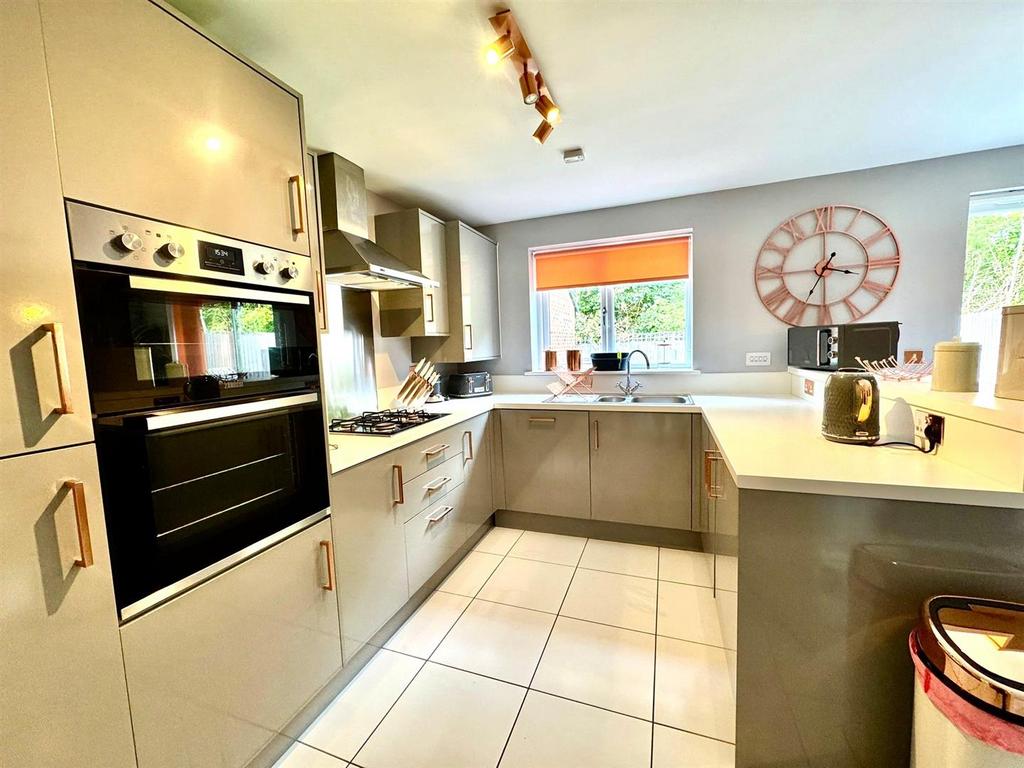 Kitchen Diner