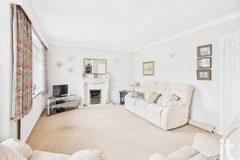 2 bedroom detached bungalow for sale, Capesthorne Road, High Lane, Stockport, SK6