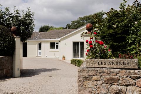 4 bedroom bungalow for sale, La Rue Des Vignes, St. Peter, Jersey