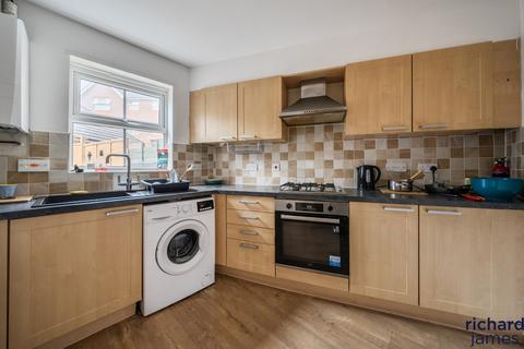 6 bedroom terraced house for sale, Redhouse, Swindon SN25