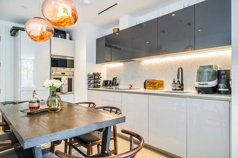 2 bedroom flat for sale, Downs Road, London E5