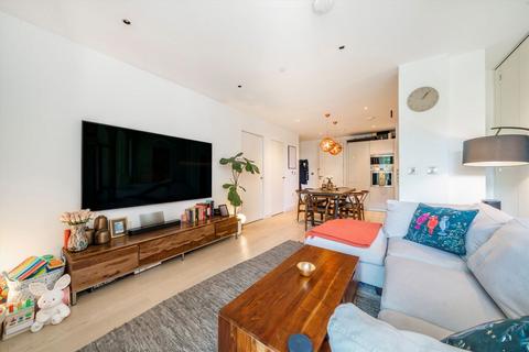 2 bedroom flat for sale, Downs Road, London E5