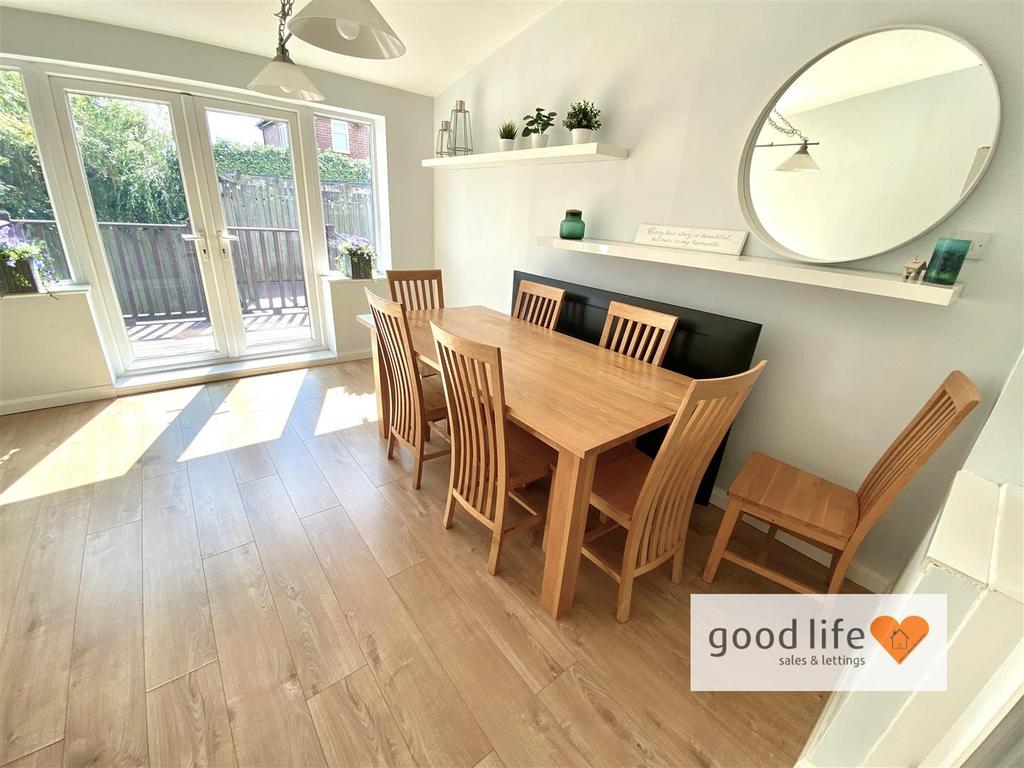 20250808 121230383 i OS107thebroadway.jpg